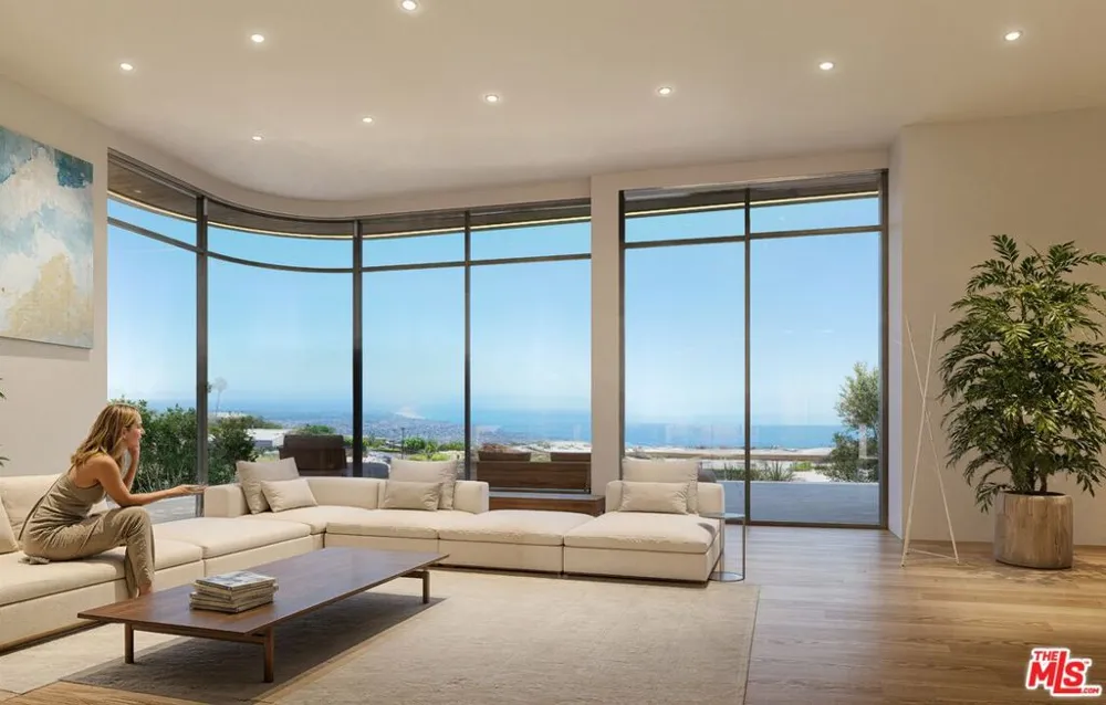 16808 Charmel Lane Los Angeles, CA 90272