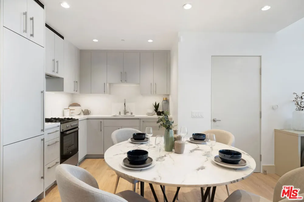 130 S Sepulveda Boulevard #413 Los Angeles, CA 90049