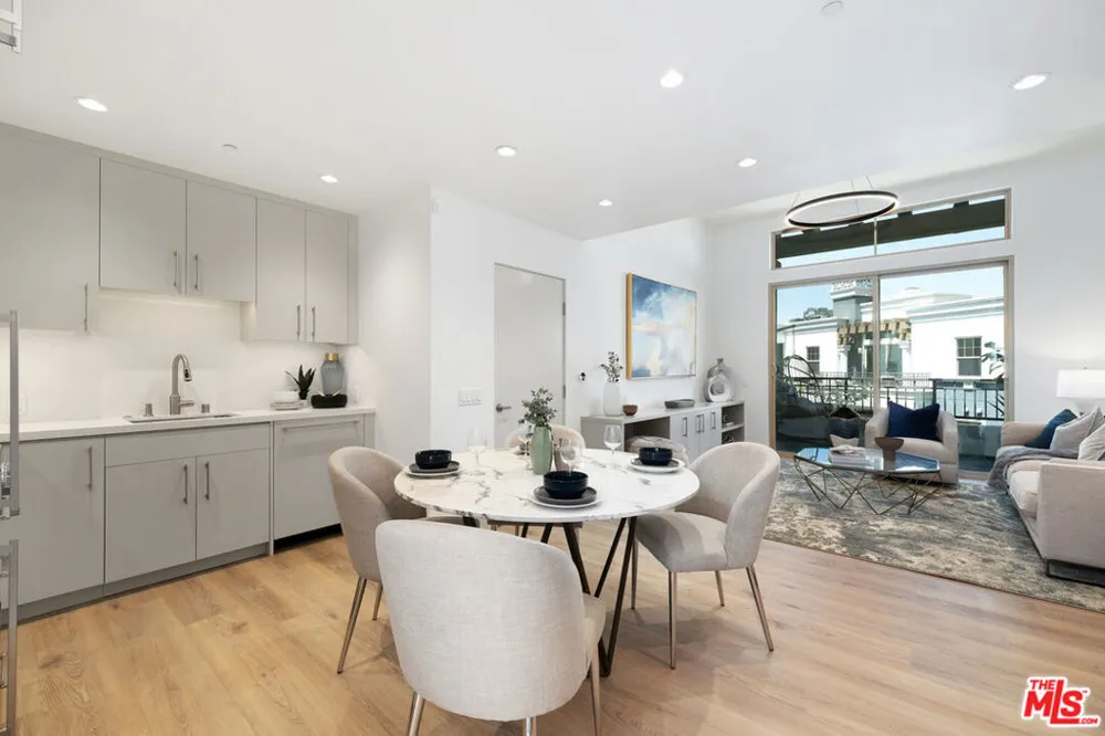 130 S Sepulveda Boulevard #413 Los Angeles, CA 90049