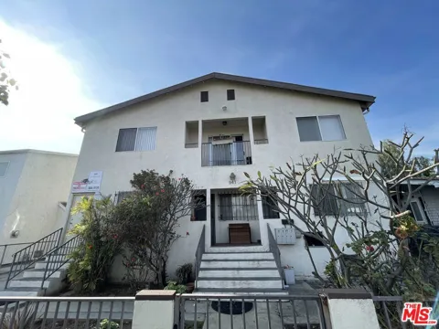 941 Kingsley Drive #3