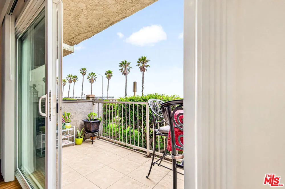 200 E Surfside Drive Port Hueneme, CA 93041