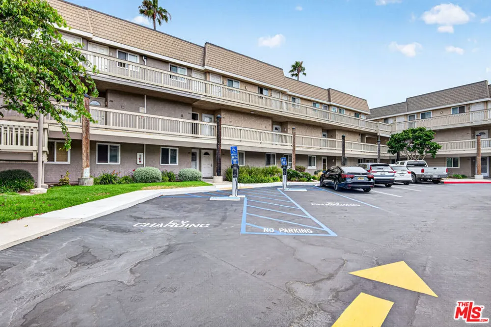 200 E Surfside Drive Port Hueneme, CA 93041