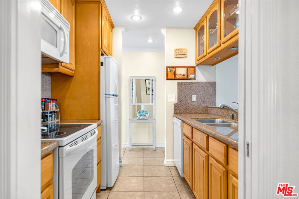 200 E Surfside Drive Port Hueneme, CA 93041