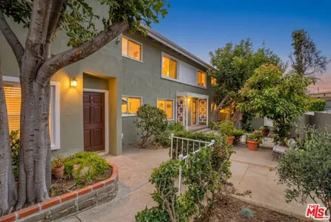 16144 W Sunset Boulevard #4A