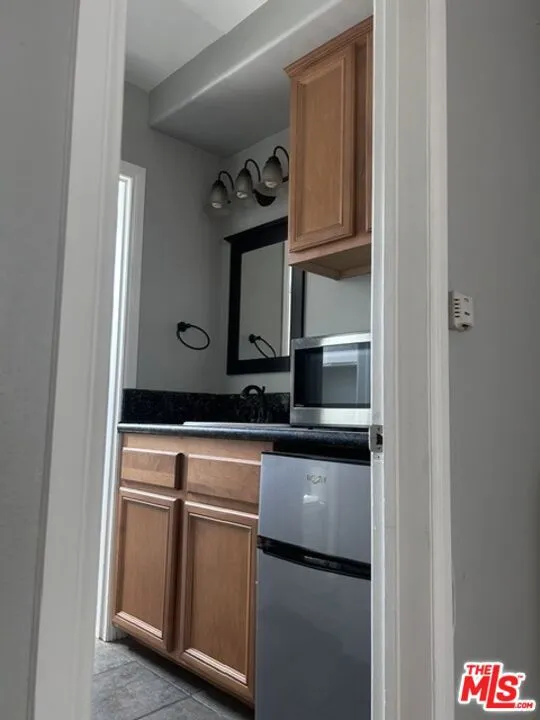 16144 W Sunset Boulevard #4A Pacific Palisades, CA 90272