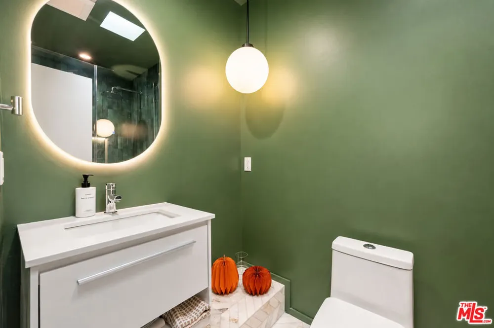 2233 4th Street #3 Santa Monica, CA 90405
