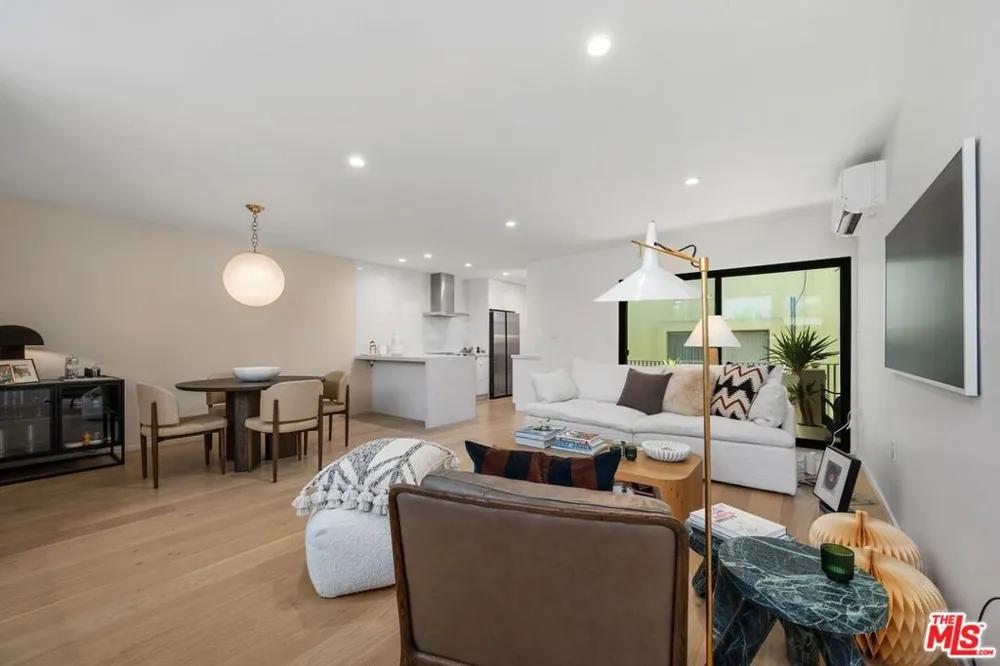 2233 4th Street #3 Santa Monica, CA 90405