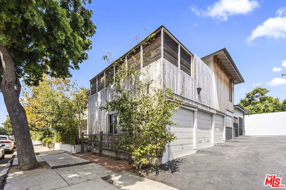 1807 Montana Ave #D Santa Monica, CA 90403