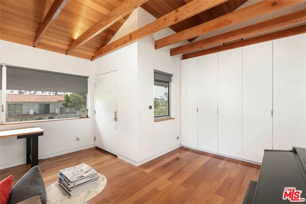 1807 Montana Ave #D Santa Monica, CA 90403