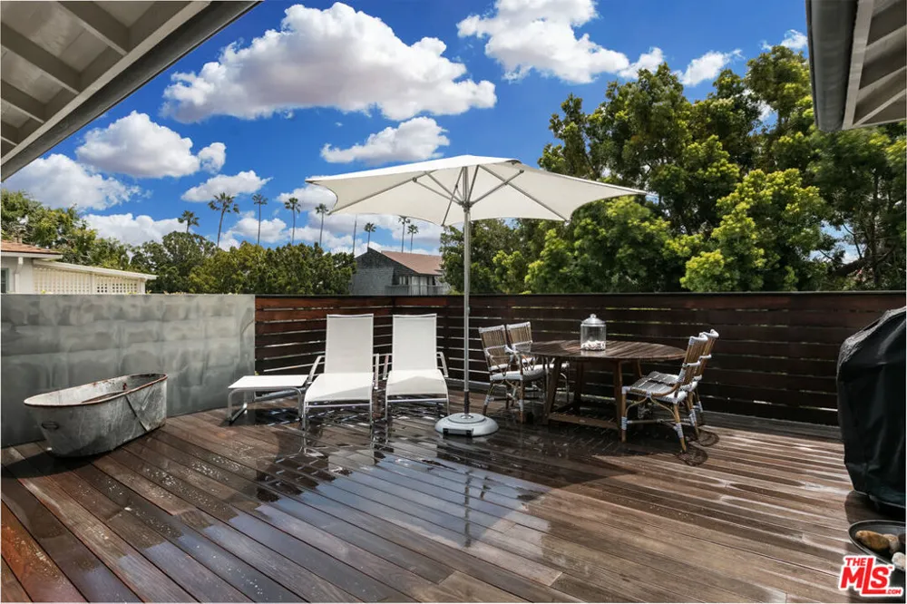 1807 Montana Ave #D Santa Monica, CA 90403