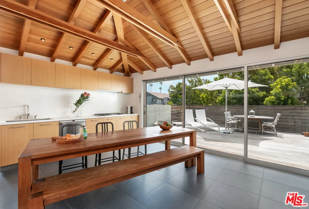 1807 Montana Ave #D Santa Monica, CA 90403