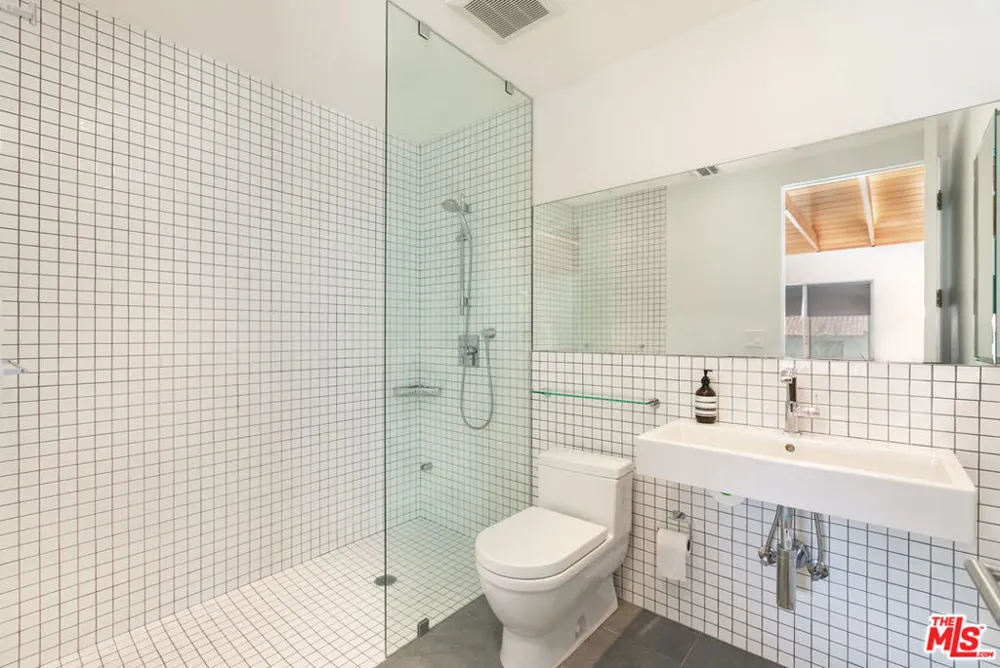 1807 Montana Ave #D Santa Monica, CA 90403