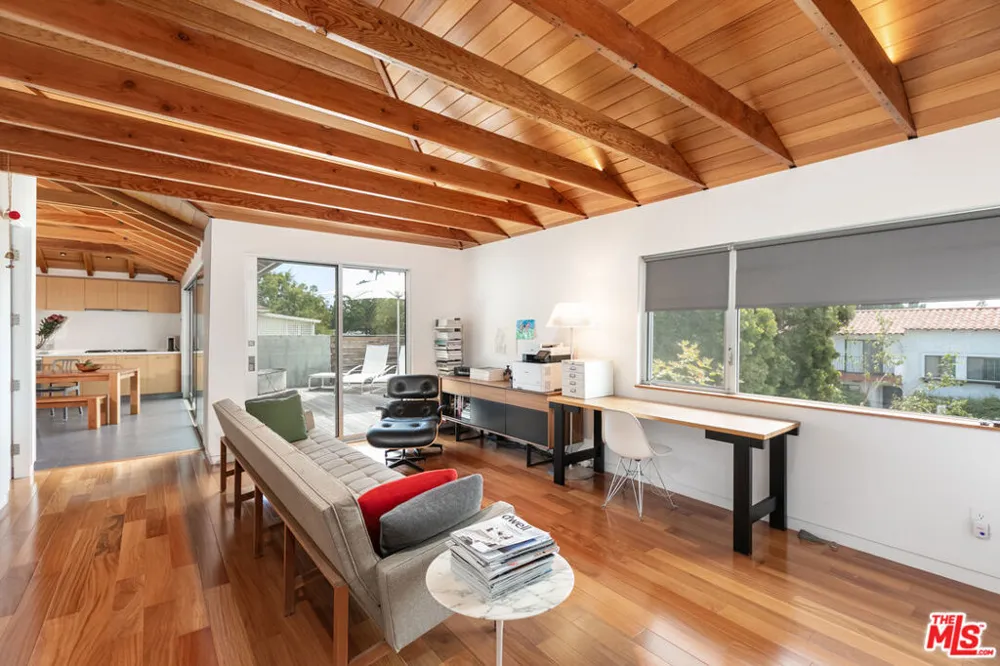 1807 Montana Ave #D Santa Monica, CA 90403