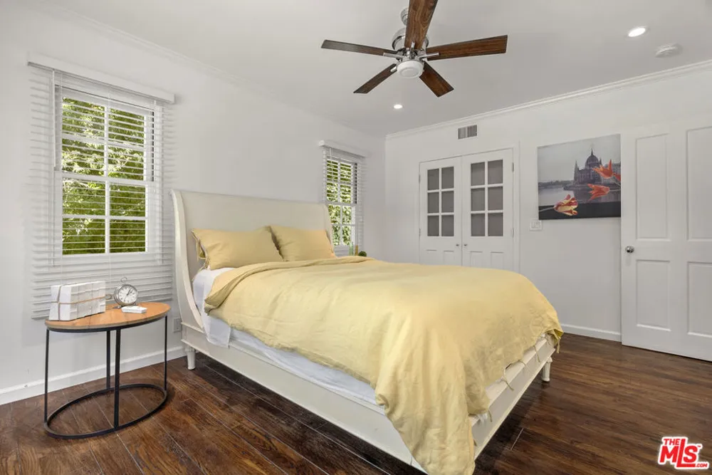 2761 Hutton Drive Los Angeles, CA 90210