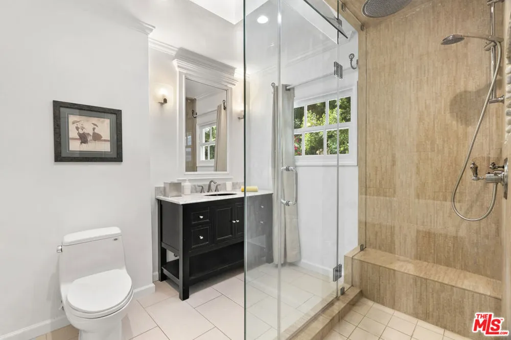 2761 Hutton Drive Los Angeles, CA 90210