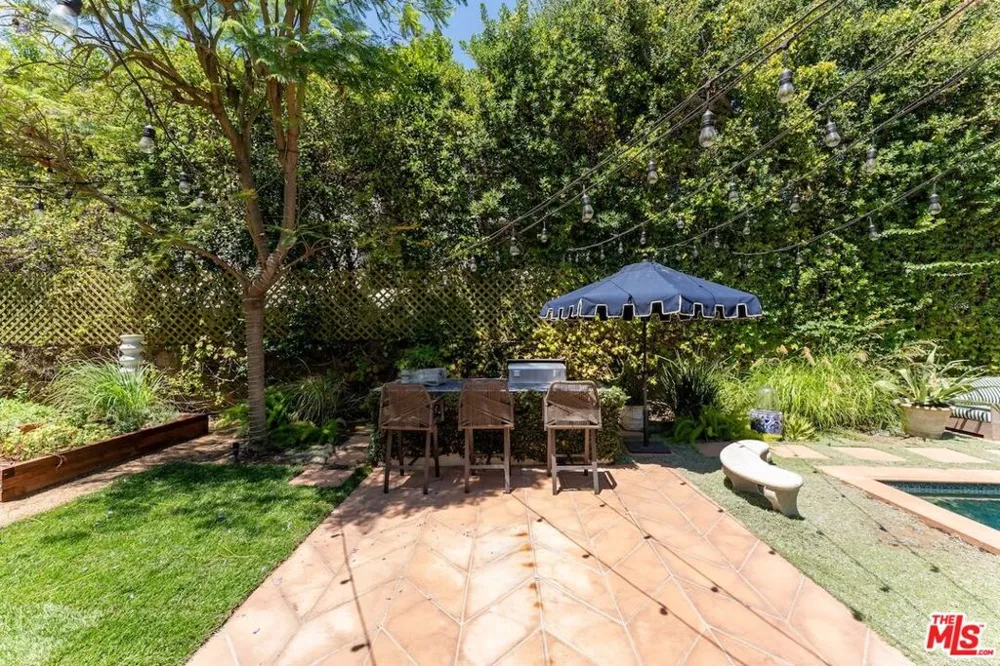 11662 Duque Drive Studio City, CA 91604