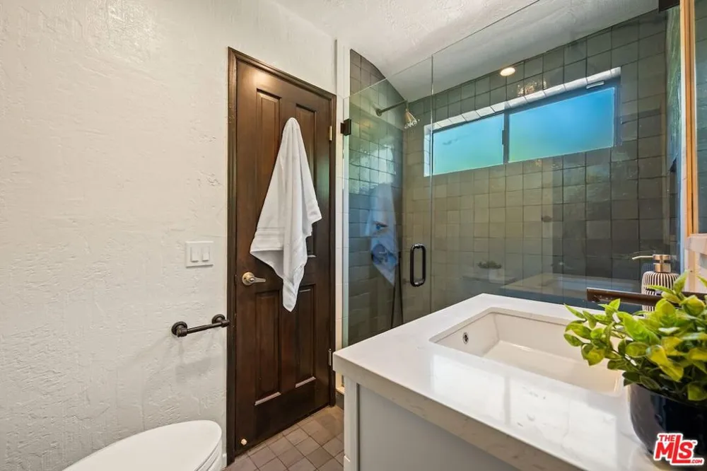 11662 Duque Drive Studio City, CA 91604