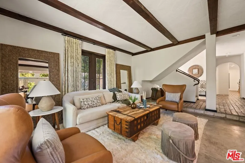 11662 Duque Drive Studio City, CA 91604