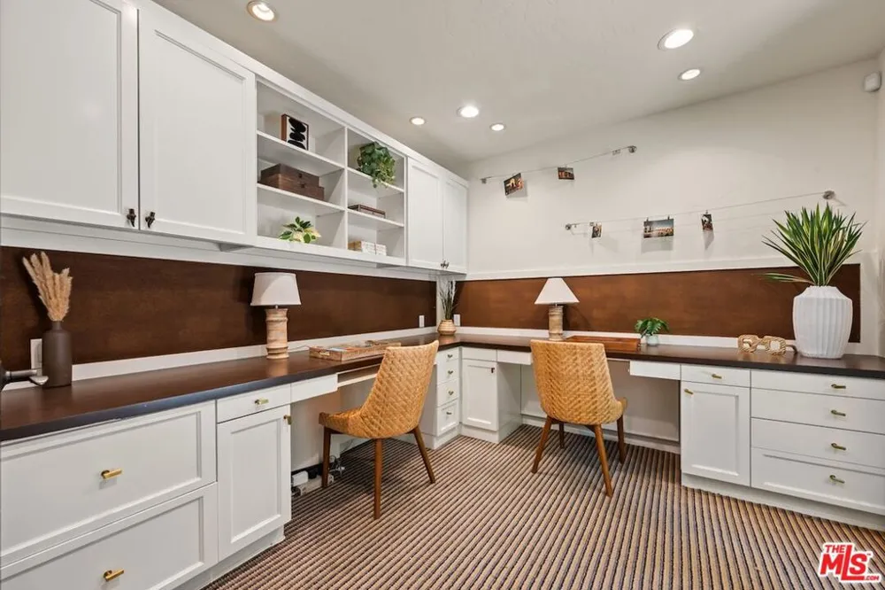11662 Duque Drive Studio City, CA 91604