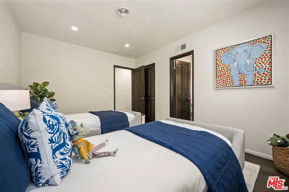11662 Duque Drive Studio City, CA 91604