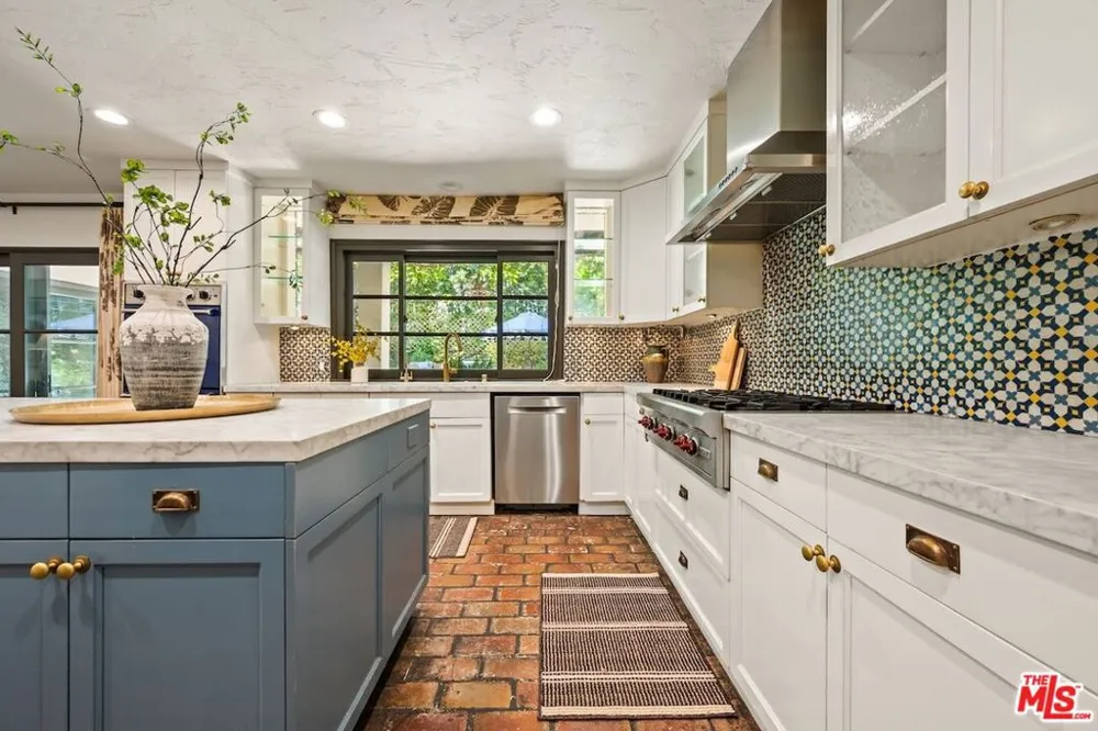 11662 Duque Drive Studio City, CA 91604