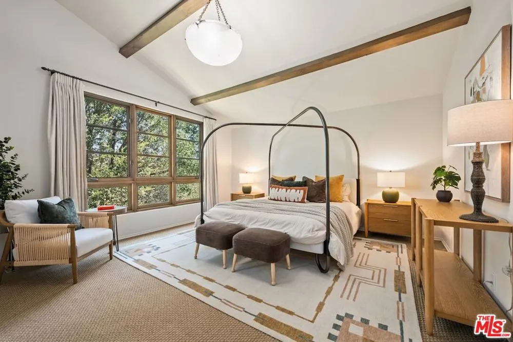 11662 Duque Drive Studio City, CA 91604