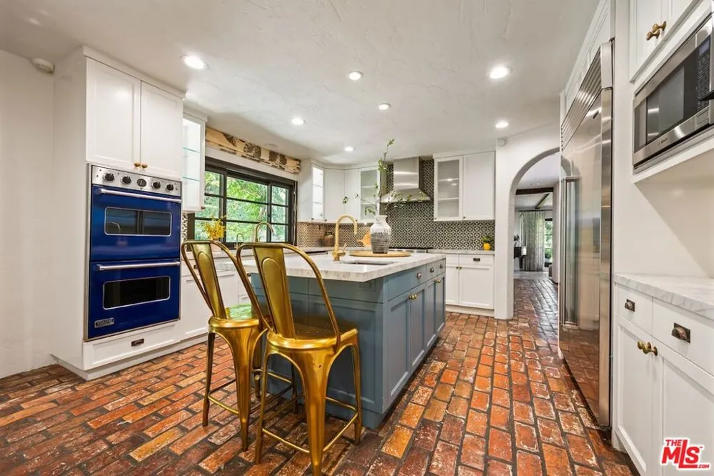 11662 Duque Drive Studio City, CA 91604