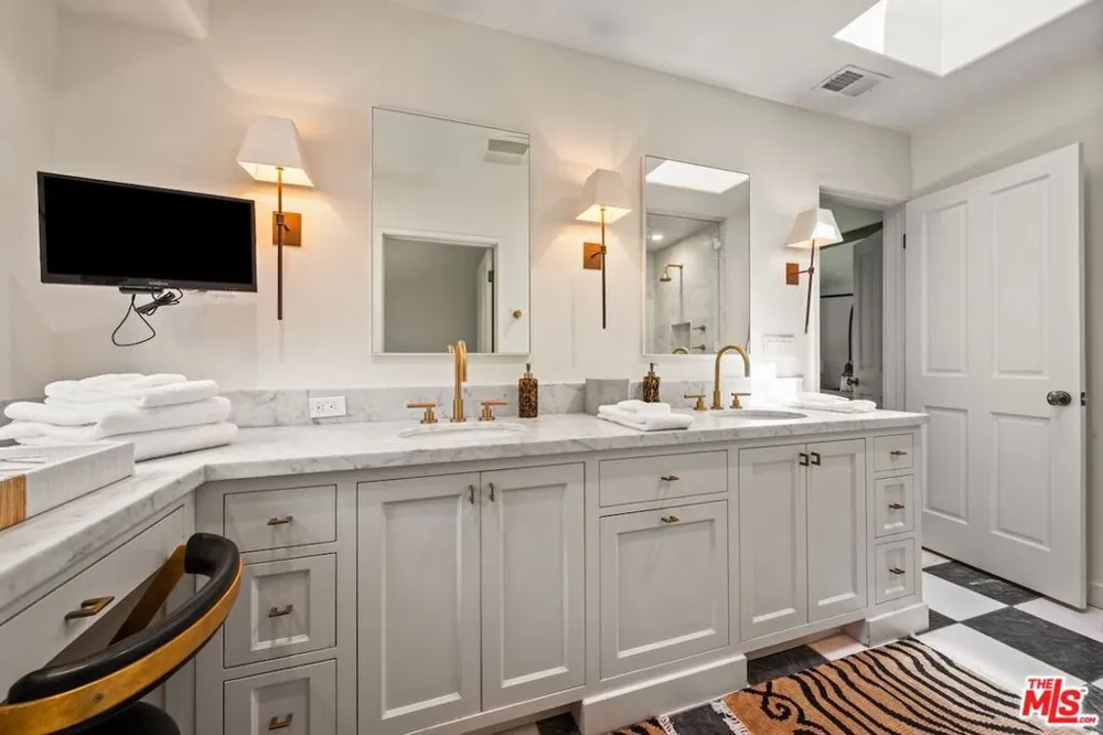 11662 Duque Drive Studio City, CA 91604