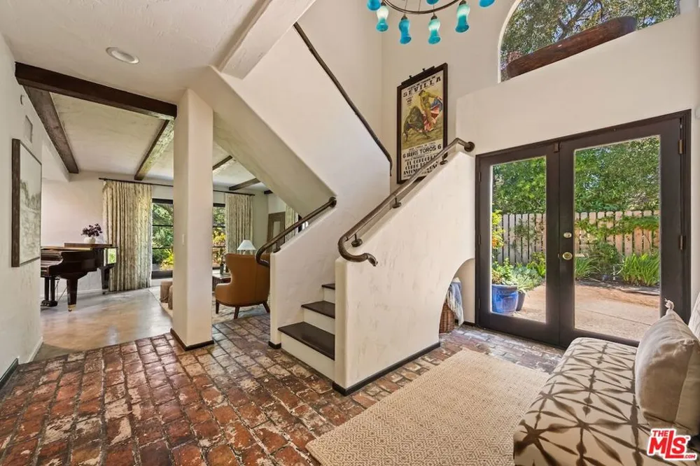 11662 Duque Drive Studio City, CA 91604