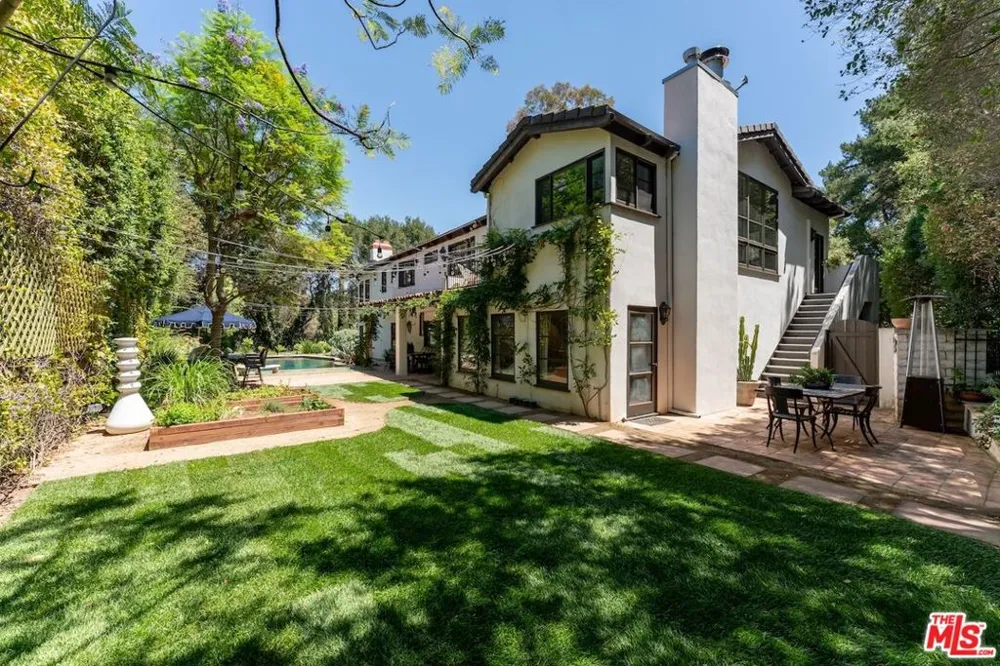 11662 Duque Drive Studio City, CA 91604