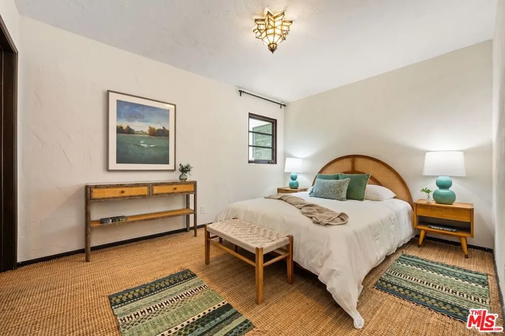 11662 Duque Drive Studio City, CA 91604