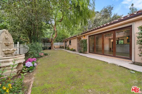 3370 Camino De La Cumbre
