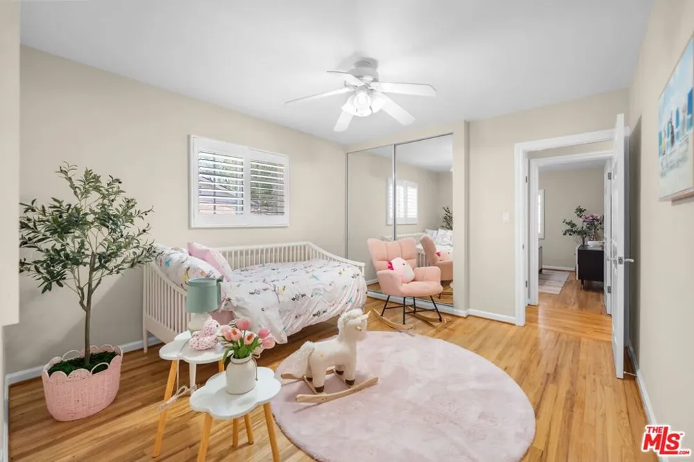 3317 Burritt Way La Crescenta, CA 91214