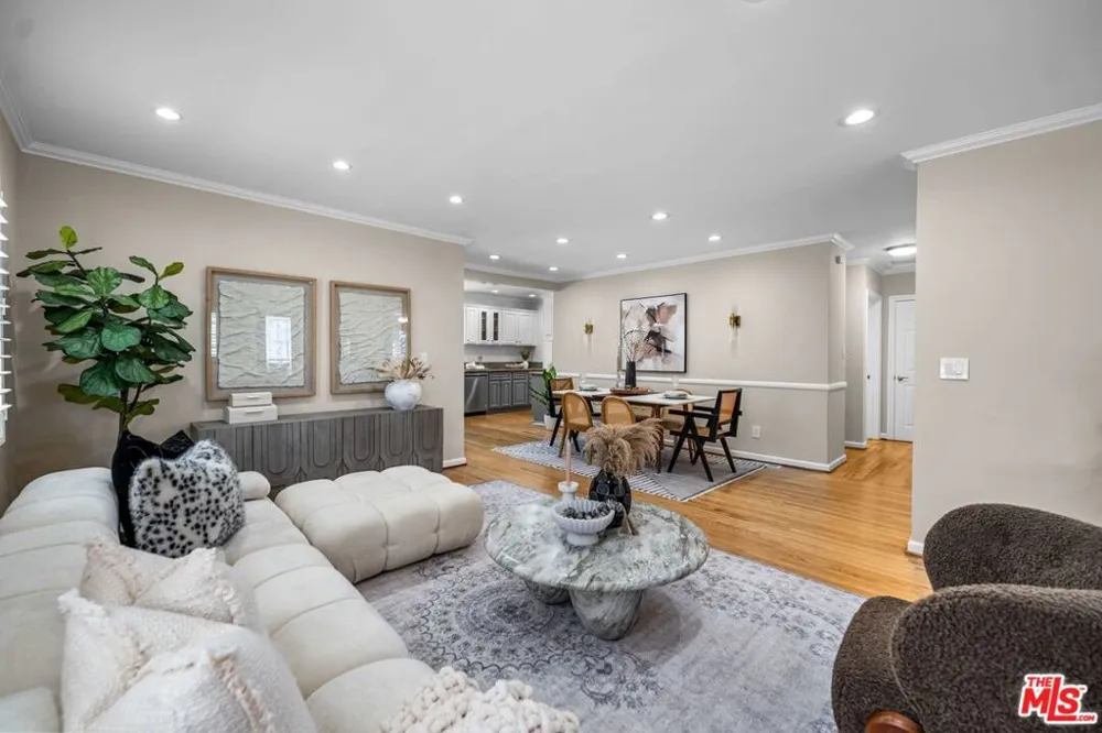 3317 Burritt Way La Crescenta, CA 91214
