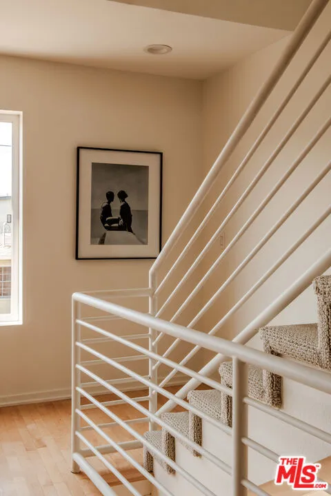 691 Mildred Avenue #2 Los Angeles, CA 90291