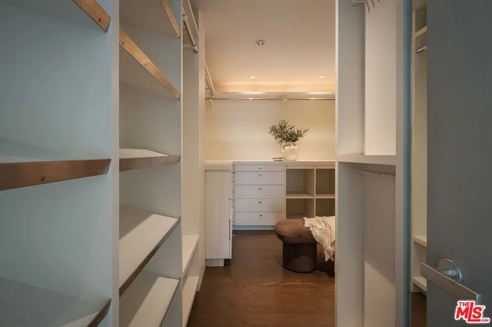 8540 Hedges Way Los Angeles, CA 90069