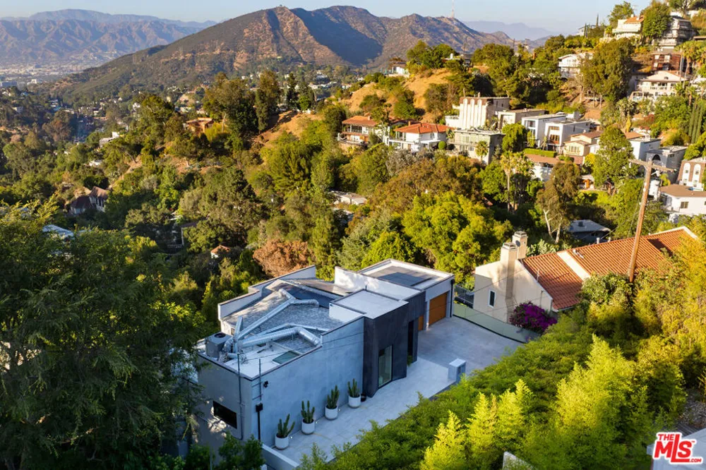 7317 Caverna Drive Los Angeles, CA 90068