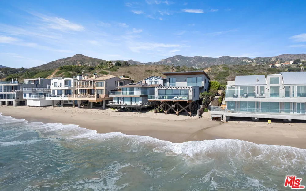24604 Malibu Road Malibu, CA 90265