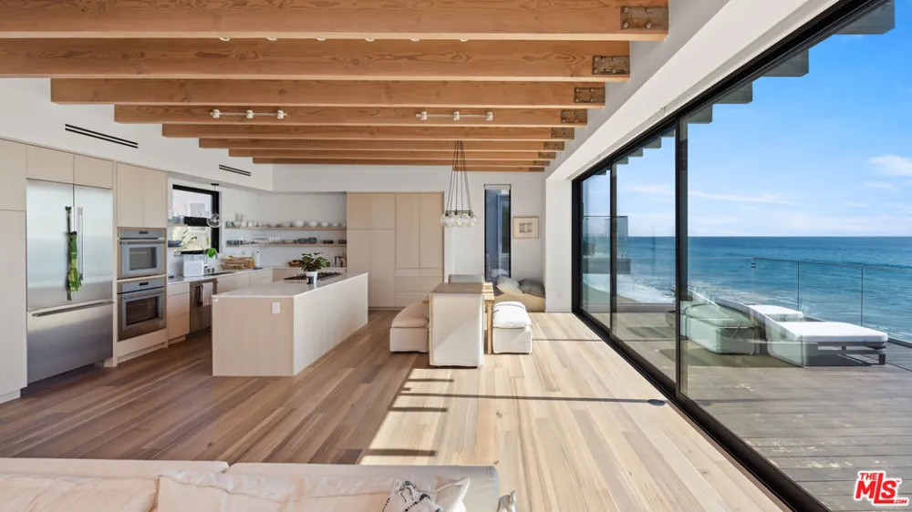 24604 Malibu Road Malibu, CA 90265
