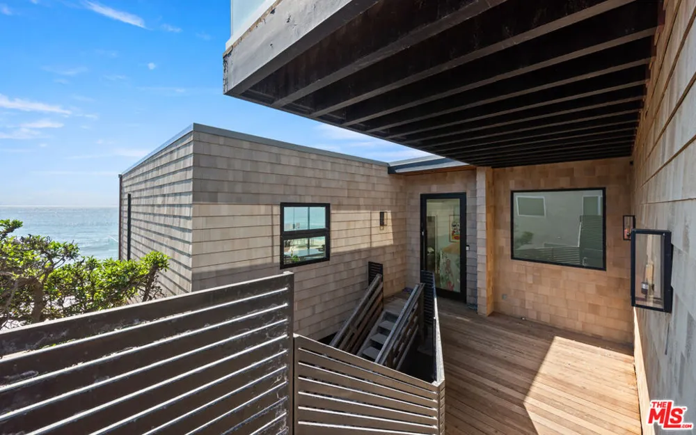 24604 Malibu Road Malibu, CA 90265