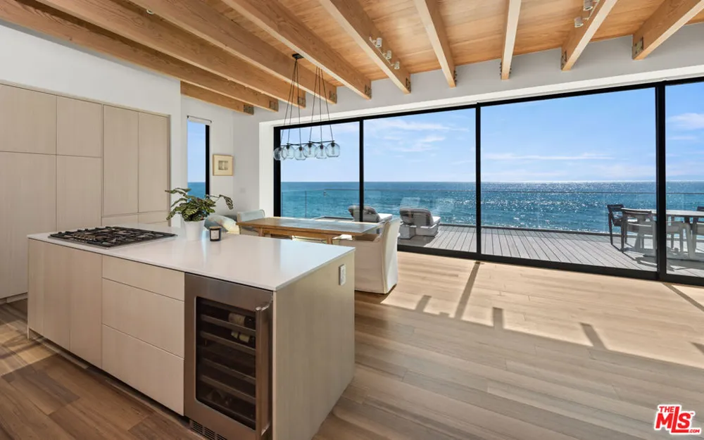 24604 Malibu Road Malibu, CA 90265