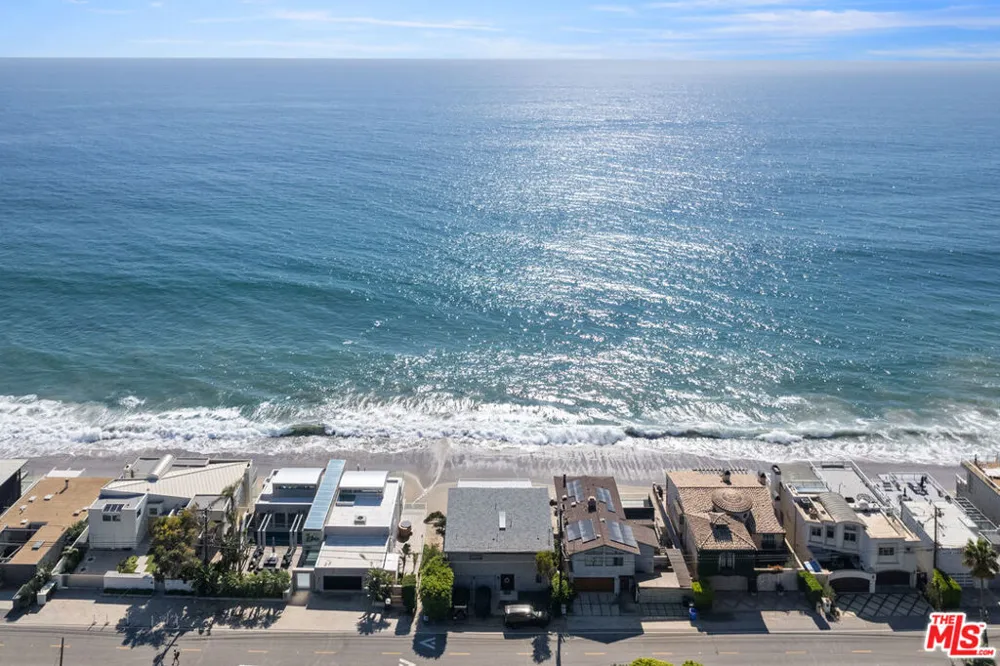 24604 Malibu Road Malibu, CA 90265