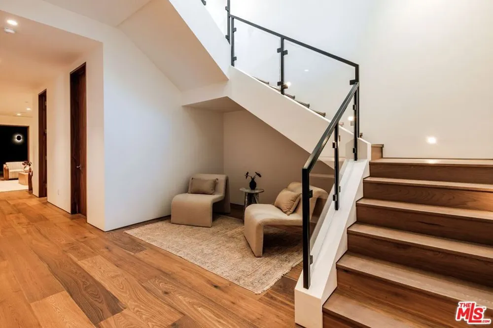 317 S Wetherly Drive Beverly Hills, CA 90211