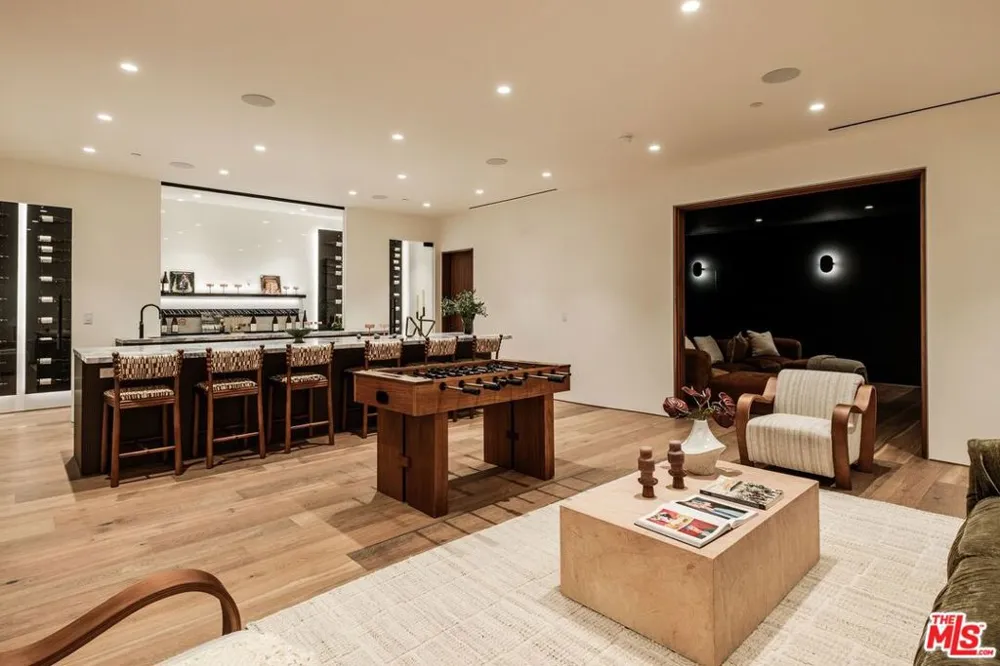 317 S Wetherly Drive Beverly Hills, CA 90211
