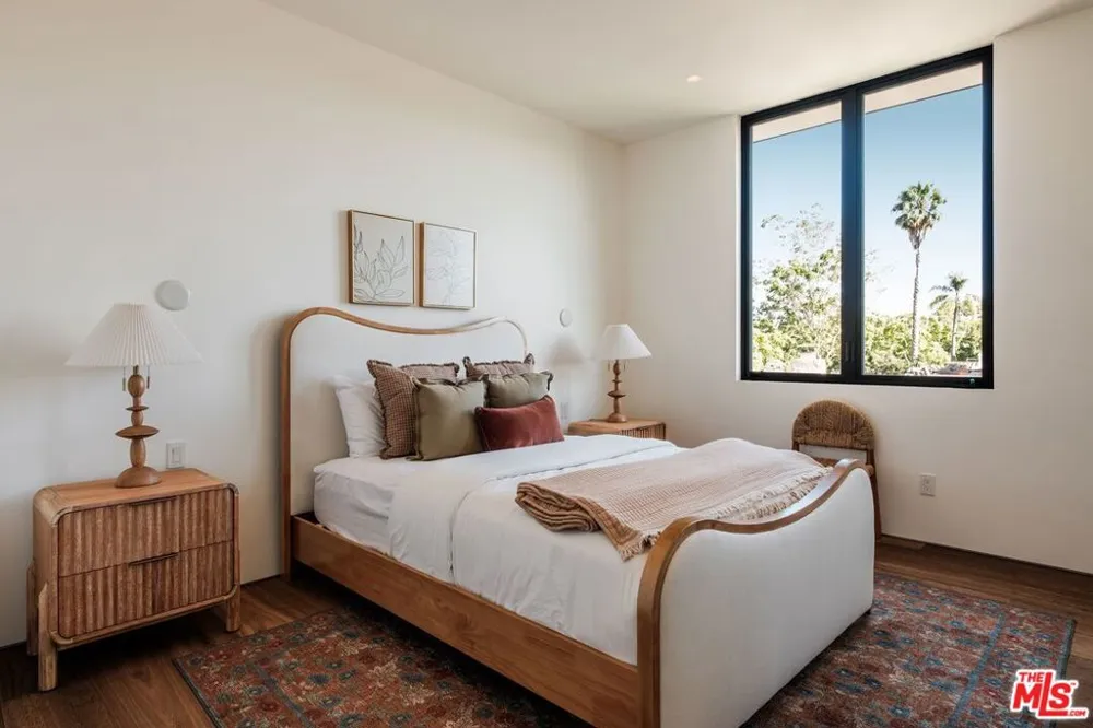 317 S Wetherly Drive Beverly Hills, CA 90211