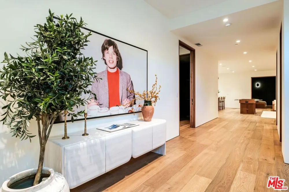 317 S Wetherly Drive Beverly Hills, CA 90211