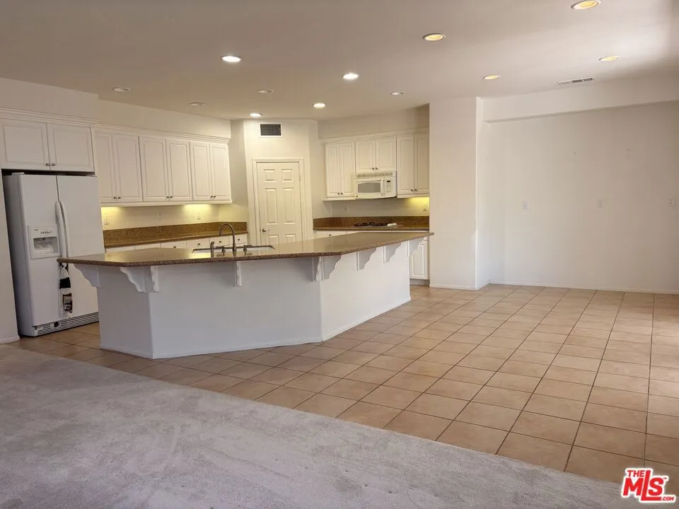 5824 Balmont Street Lancaster, CA 93536