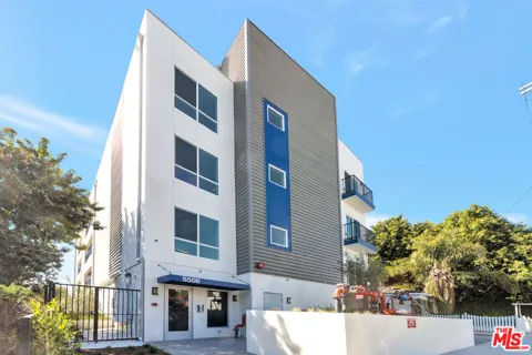 5506 Thornburn Street #401