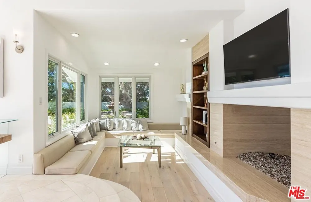 6358 Ramirez Mesa Drive Malibu, CA 90265