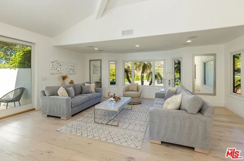 6358 Ramirez Mesa Drive Malibu, CA 90265